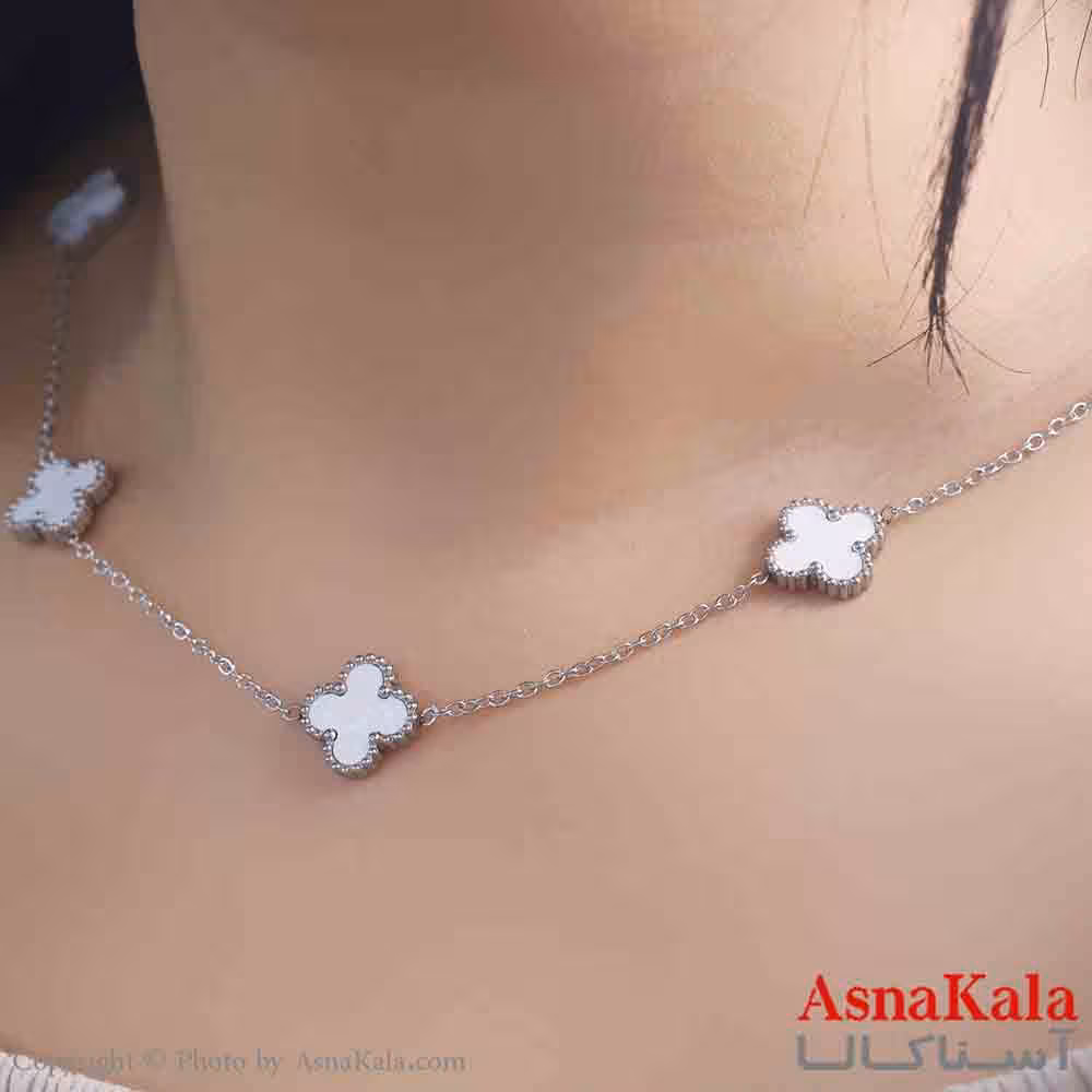 نیم ست زنانه شامل گردنبند و دستبند استیل مدل ونکلیف سفید کد NIM14743W
