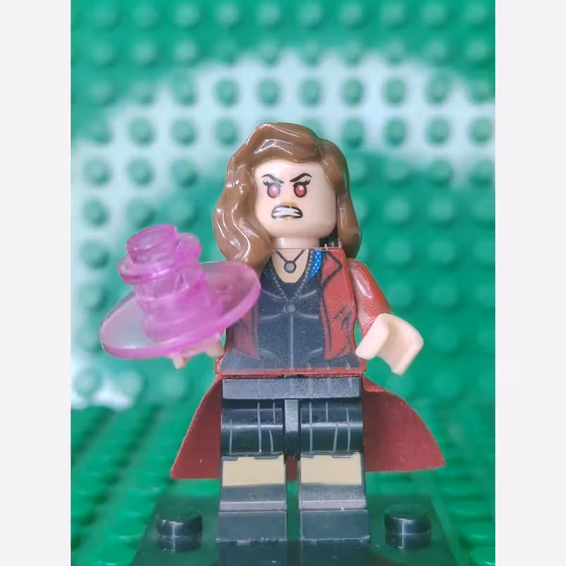 مینی فیگور لگو اسکارلت ویچ (وانداویچ)