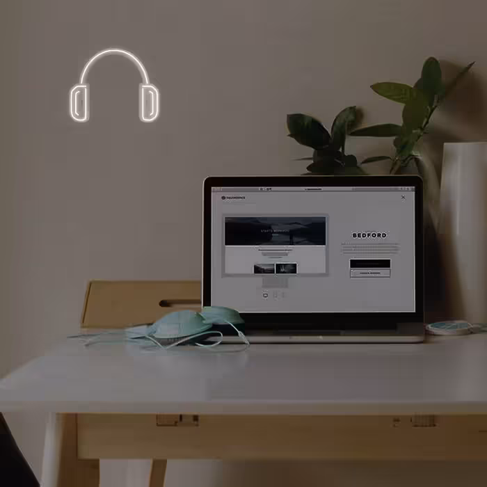چراغ دیواری نئون دیزاین طرح Headphone_WHT