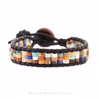 دستبند کیهان (UNIVERSE)