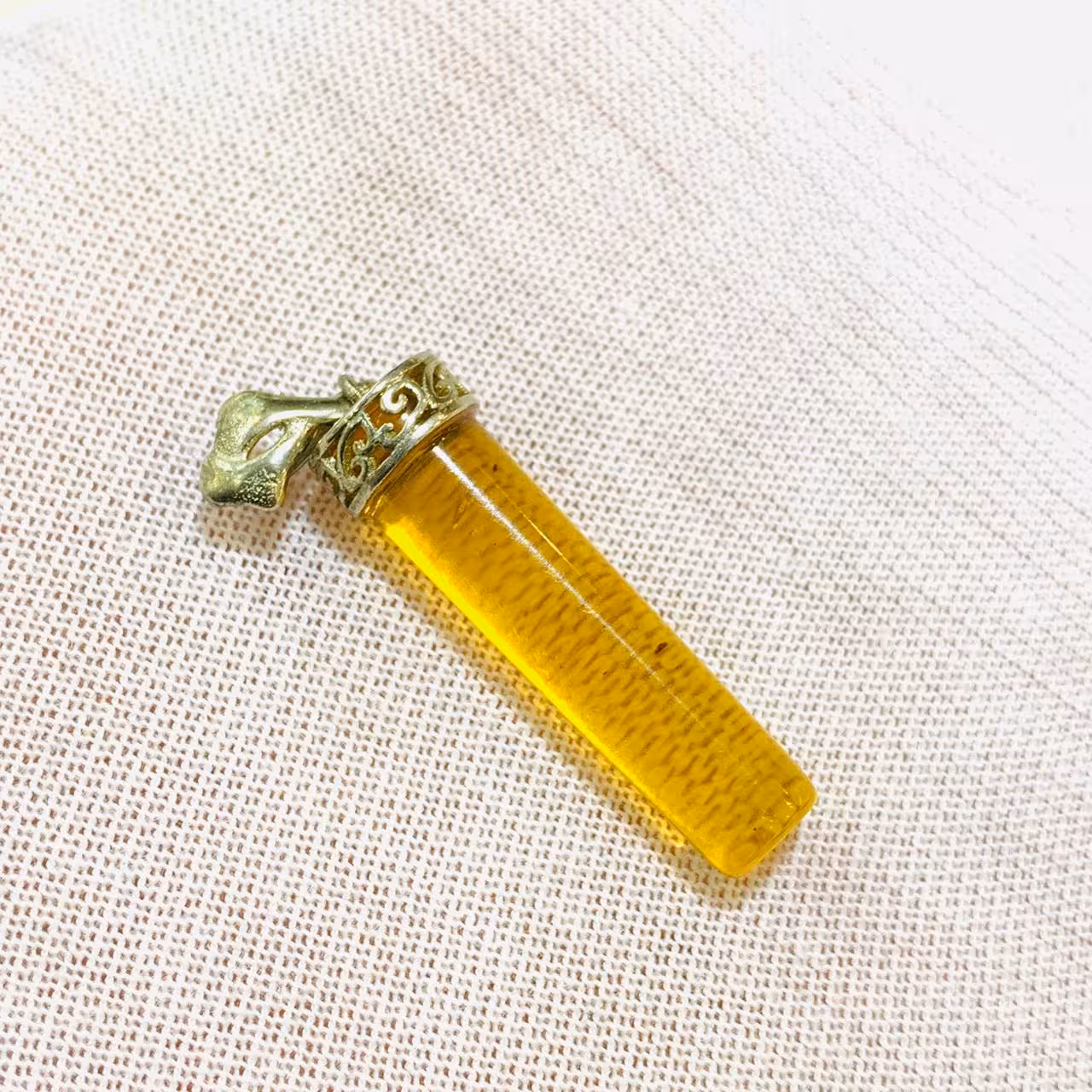 مدال كهربا طبيعى سایز 40 ميلی‌متر