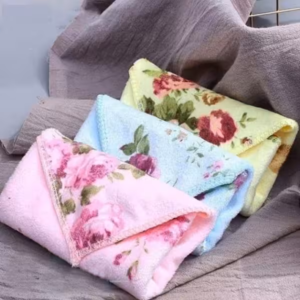دستمال حوله ای گلدار