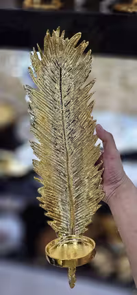 جا شمعی دیوارکوب پرسوزنی طلایی