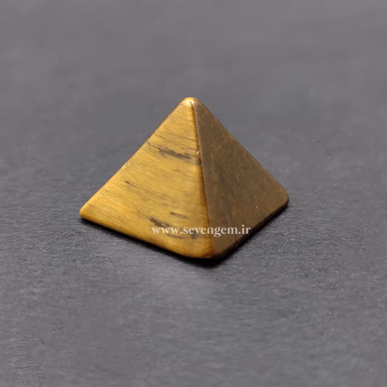 هرم سنگ چشم ببر (کدA136)