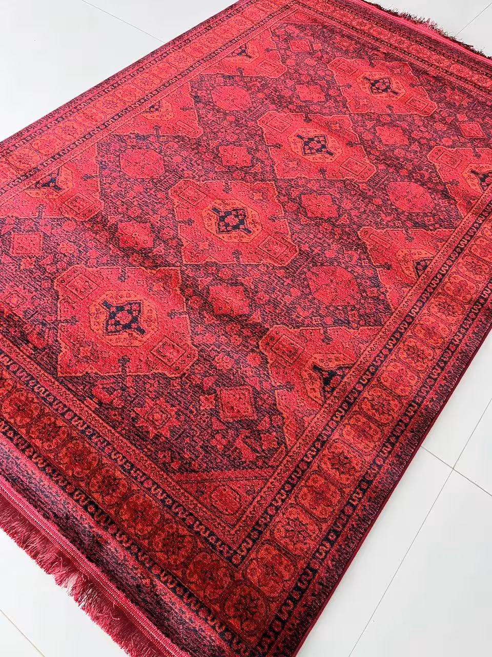 فرش لاکی 700شانه کاشان  تراکم 2100