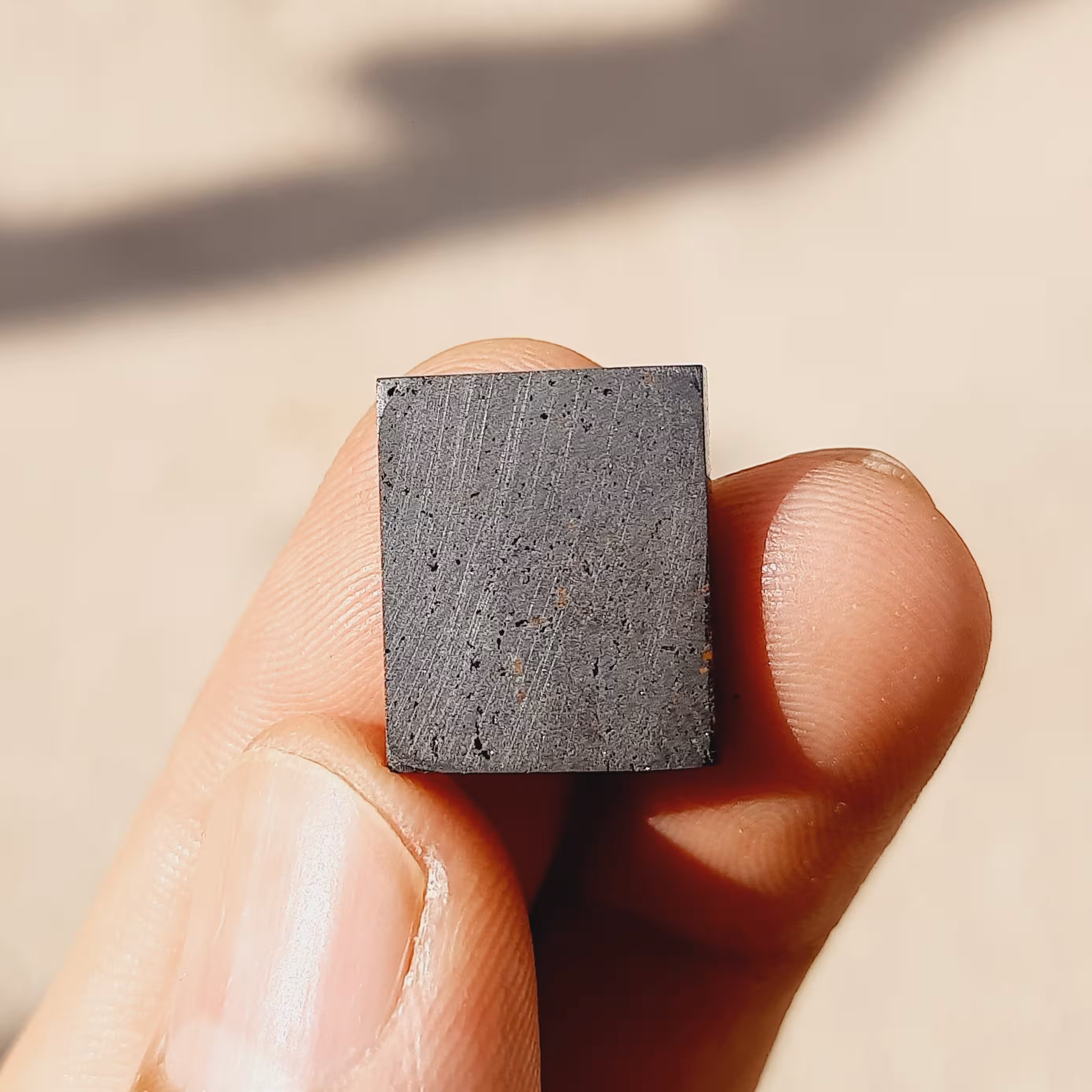 حدیدسیاه طبیعی