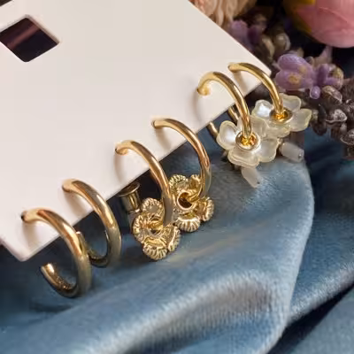 گوشواره زنانه مجلسی وارداتی بینظیر برای کادو تولد