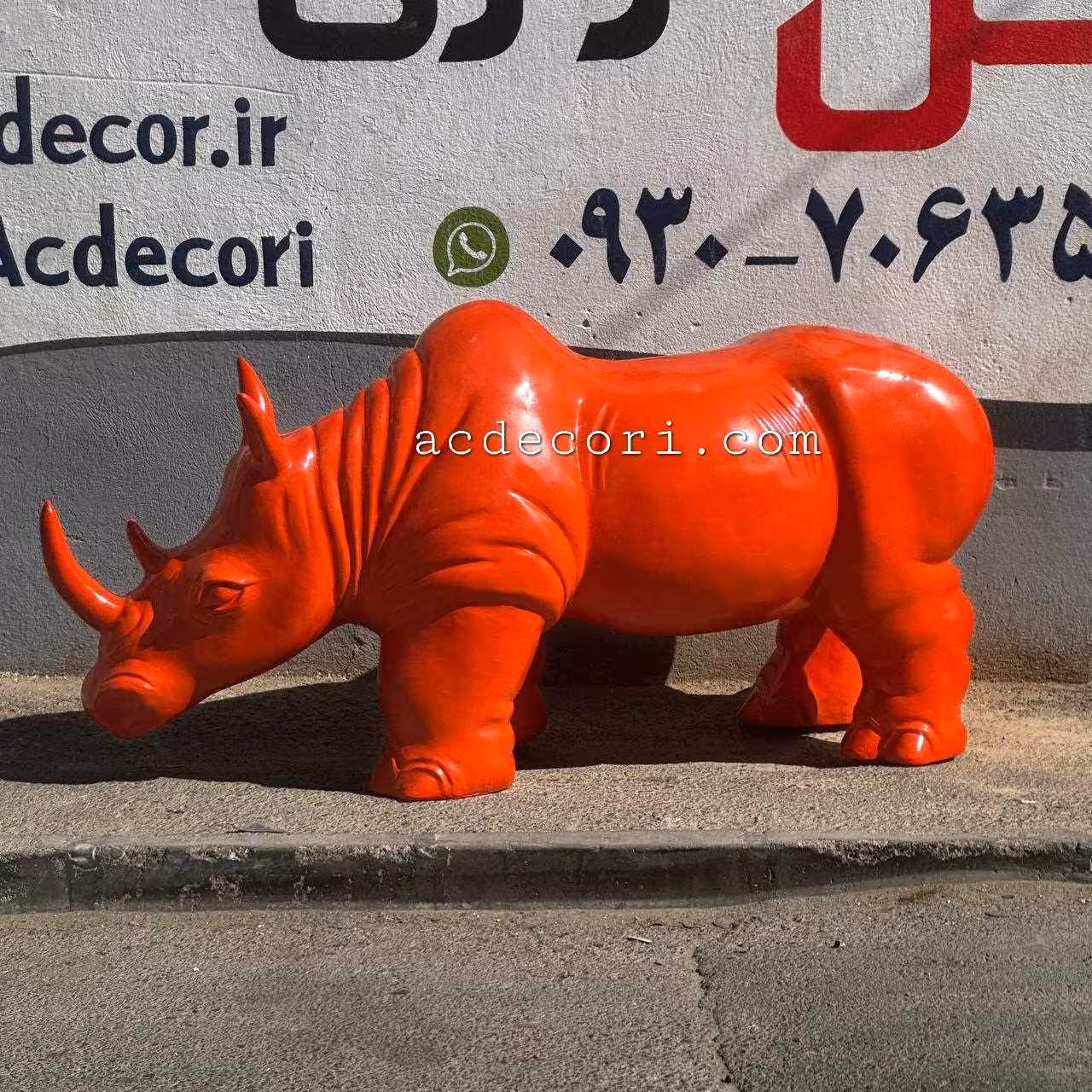 مجسمه کرگدن بزرگ راپینو فایبرگلاس