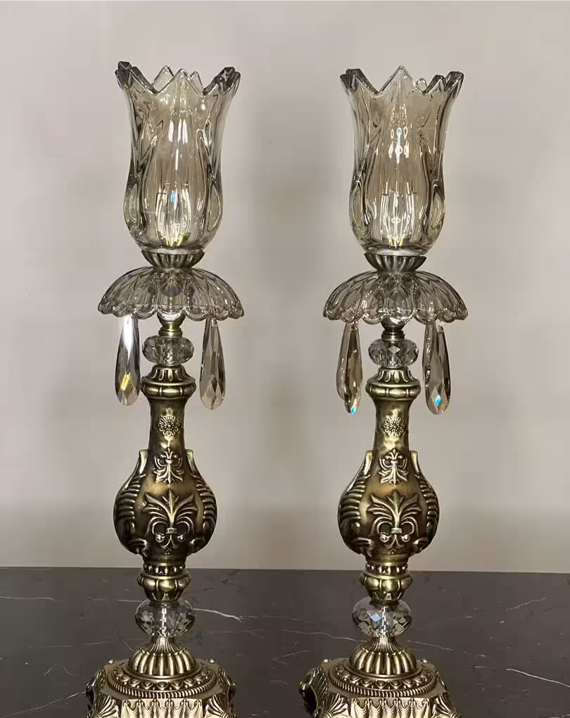 شمعدانی نقره ای مات بدنه طرح دار