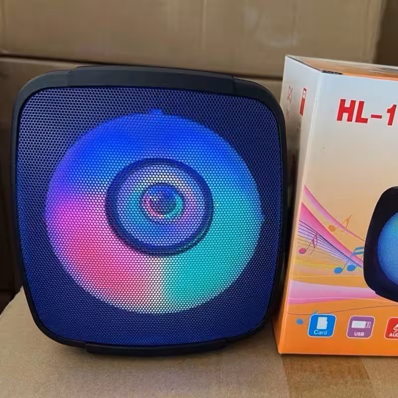 اسپیکر بلوتوثی مدل HL 102 رم خور فلاش خور بلوتوث دار و رقص نور در رنگبندی مختلف کیفیت بسیار عالی