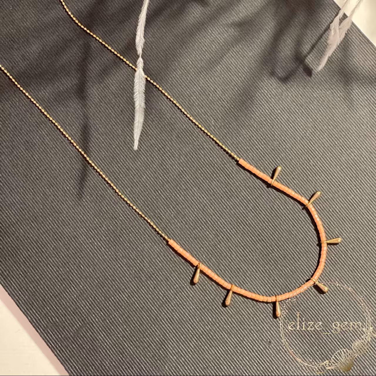 گردنبند مونجوق دار رنگی 