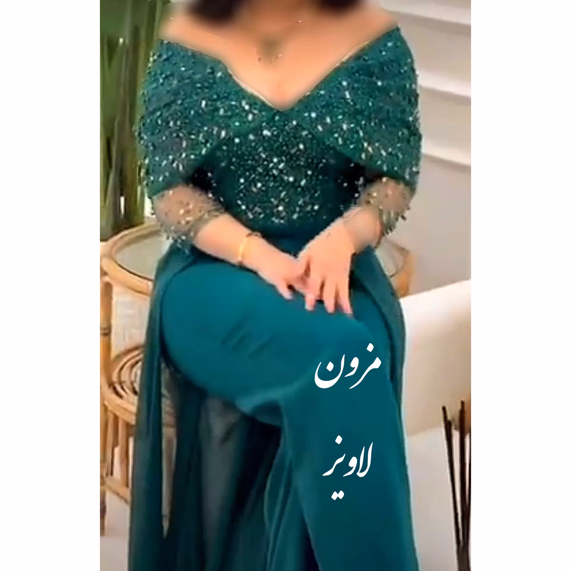 لباس مجلسی شیک سرهمی  مجلسی جواهردوزی موجود در مزون لاویز 