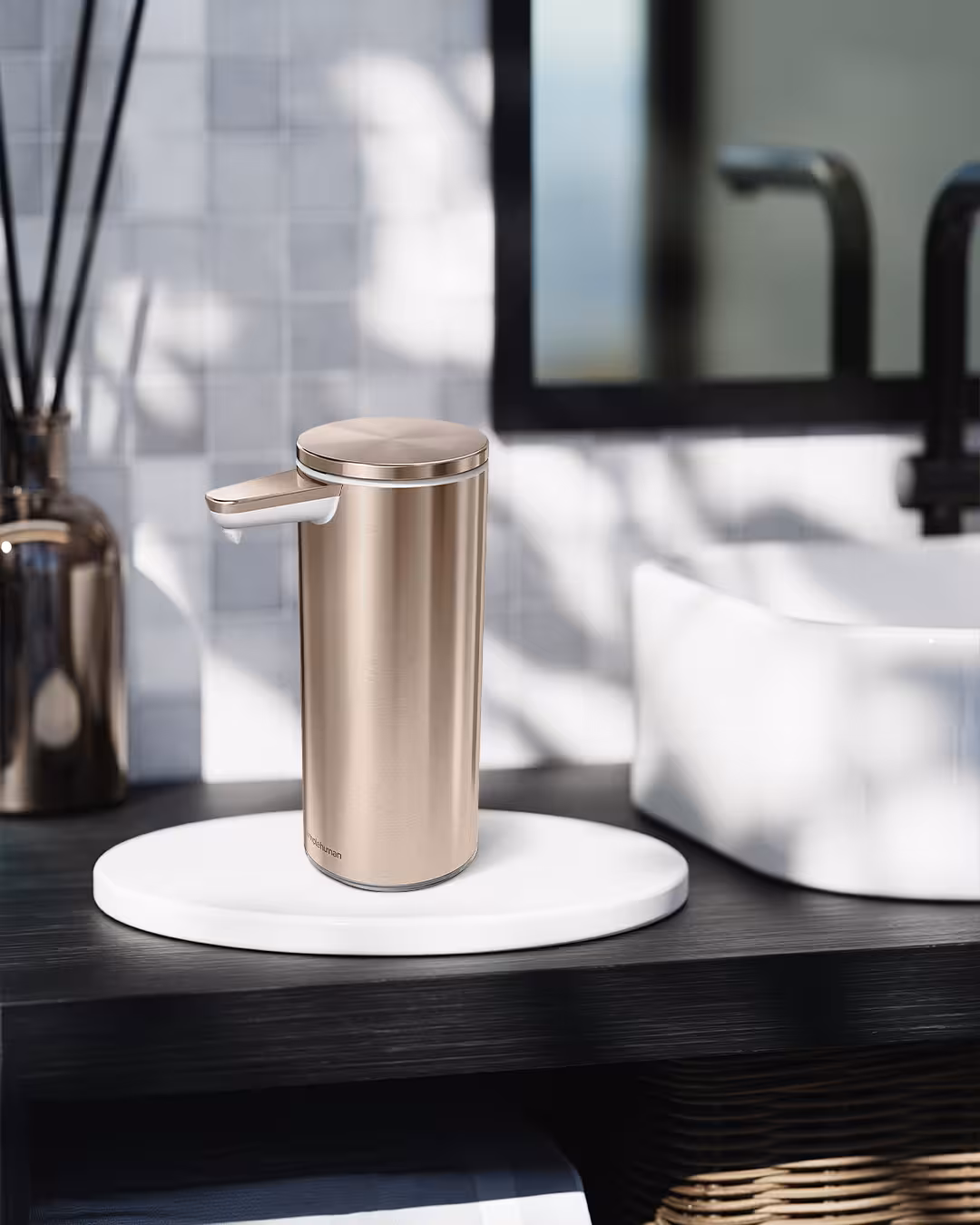 پمپ صابون مایع سنسور دار سیمپل هیومن رزگلد simplehuman Rechargeable Sensor Soap Pump, Rose Gold