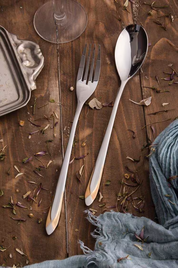 سرویس قاشق چنگال 151 پارچه نیکولاس مدل 606g