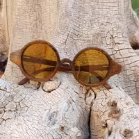 عینک چوبی دستساز 