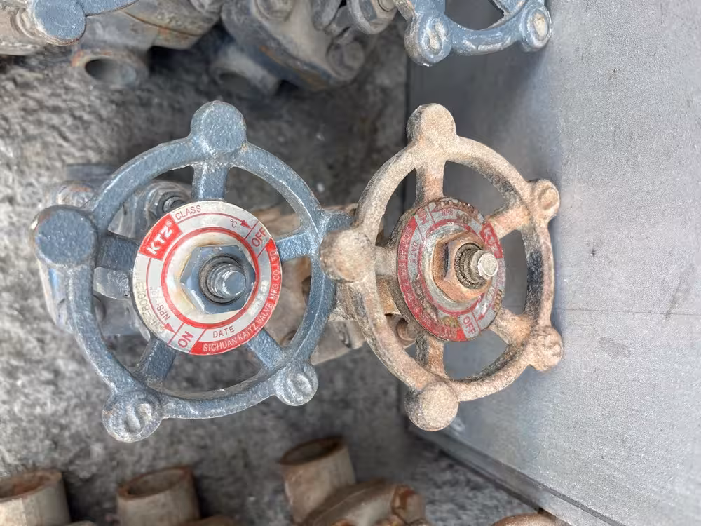 شیر کشویی 1/2 اینچ ساکت ولد کلاس 800 از جنس  SAET A105N STEM A105N DISC A105N BODY A105N