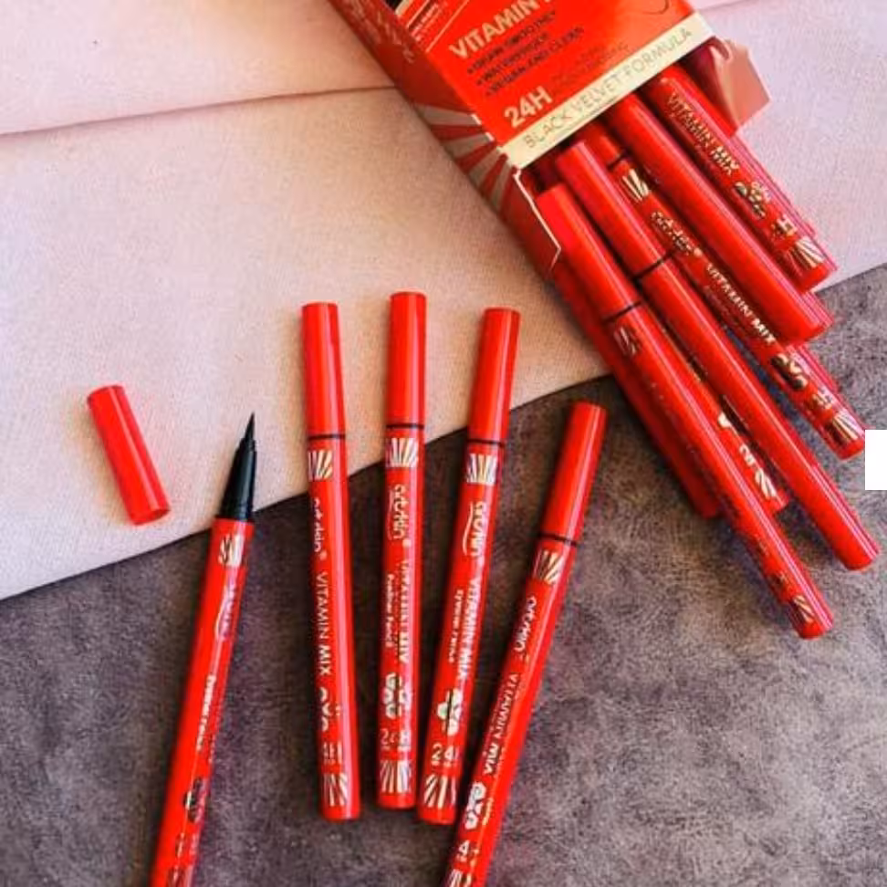 خط چشم ماژیکی قلمی آرت اسکین
Artskin eyeliner