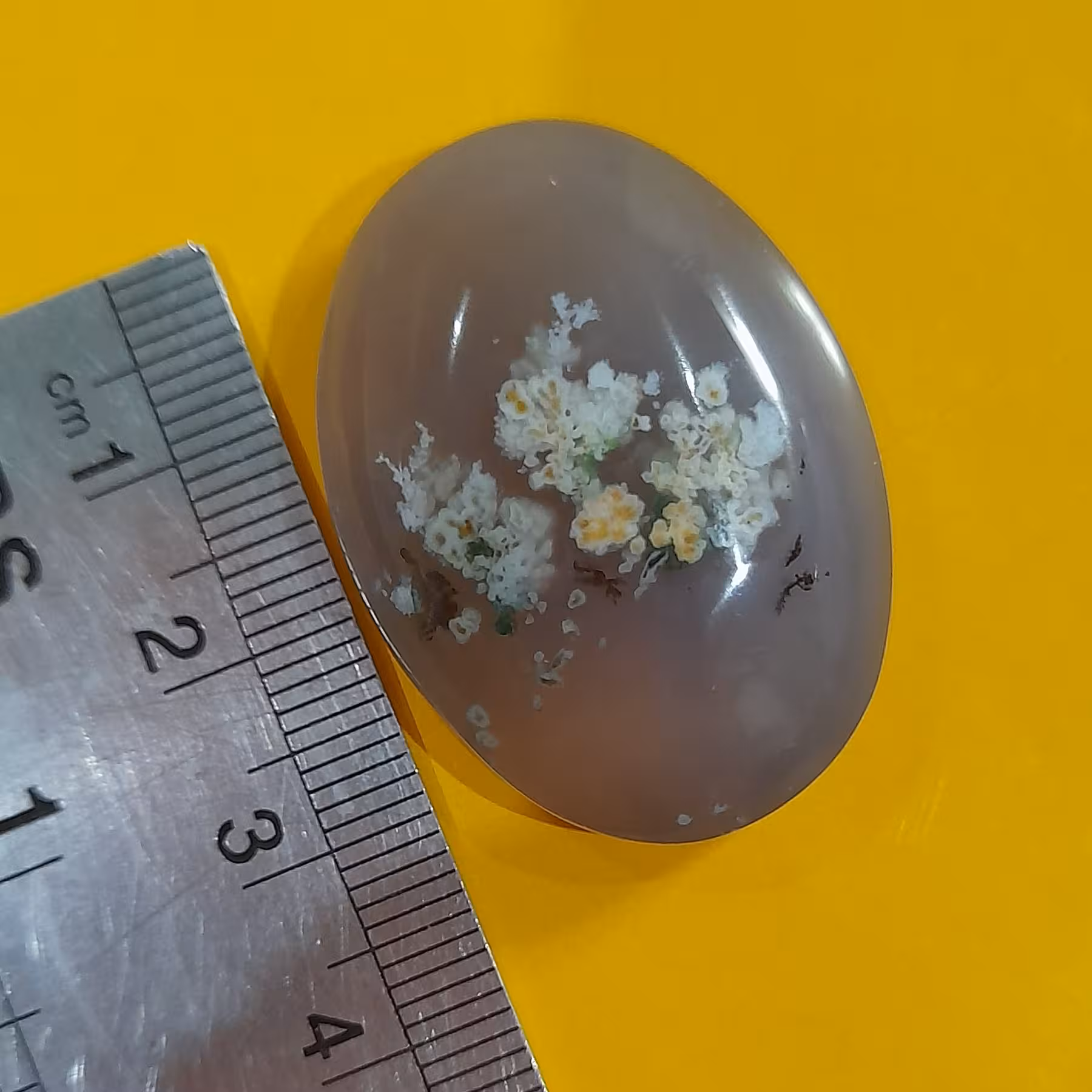 عقیق گلدار  سوسنی