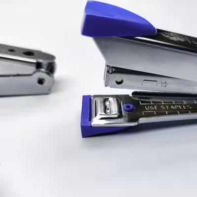 منگنه کانگرو  مدل ‌no 10 به همراه سوزن بسته 3 عددی