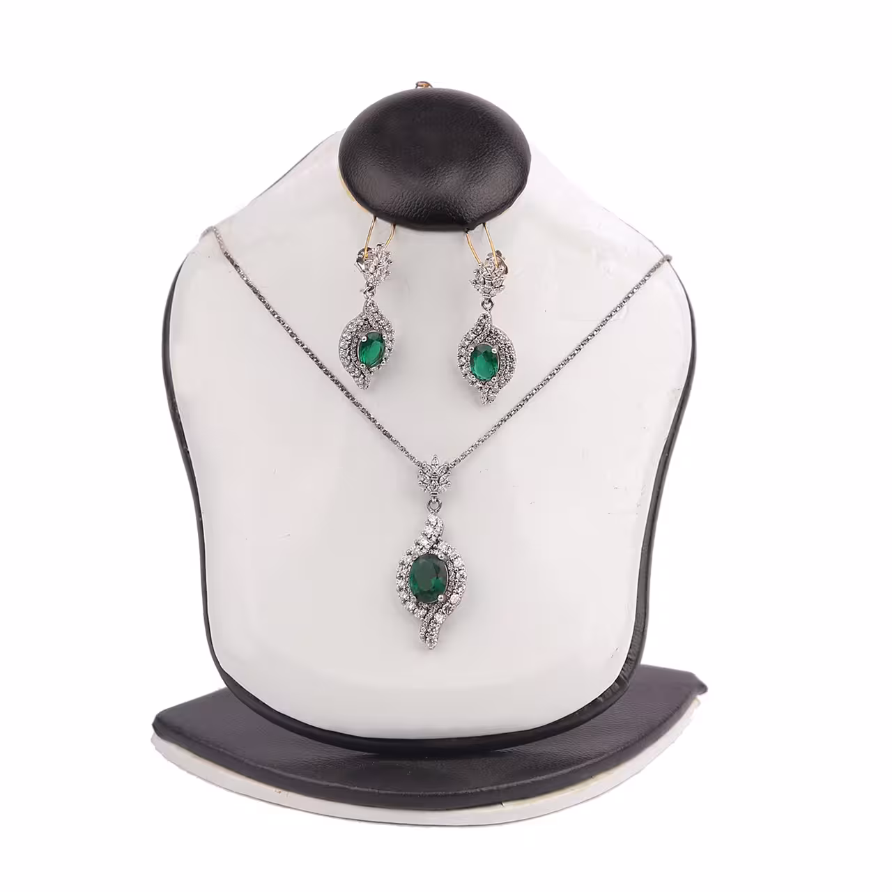 نیم ست نقره زنانه نگین سبز کد 16