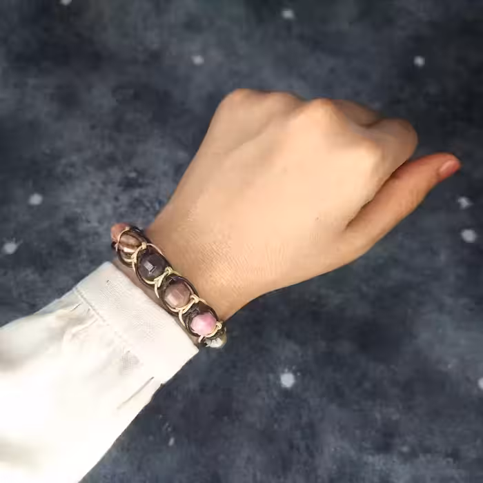 دستبند رودونیت بافت چرم68