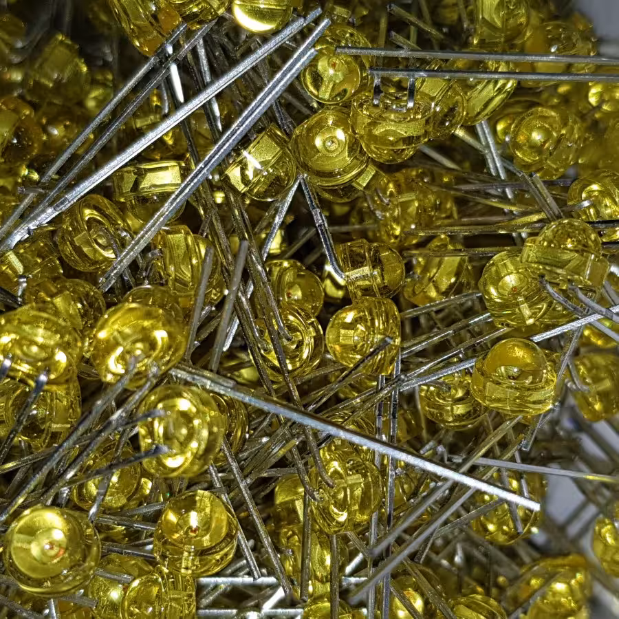 LED کلاهی زرد 5 میلیمتر شفاف رایت انگل (بسته 10 عددی)