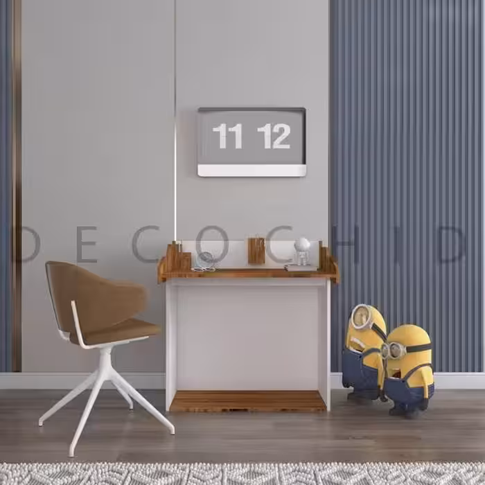 میز تحریر نوجوان هرمان اوتلت