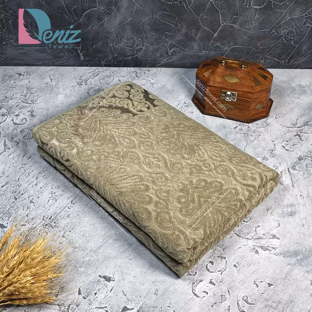 حوله حمامی طرح آکانتوس رنگ صدری