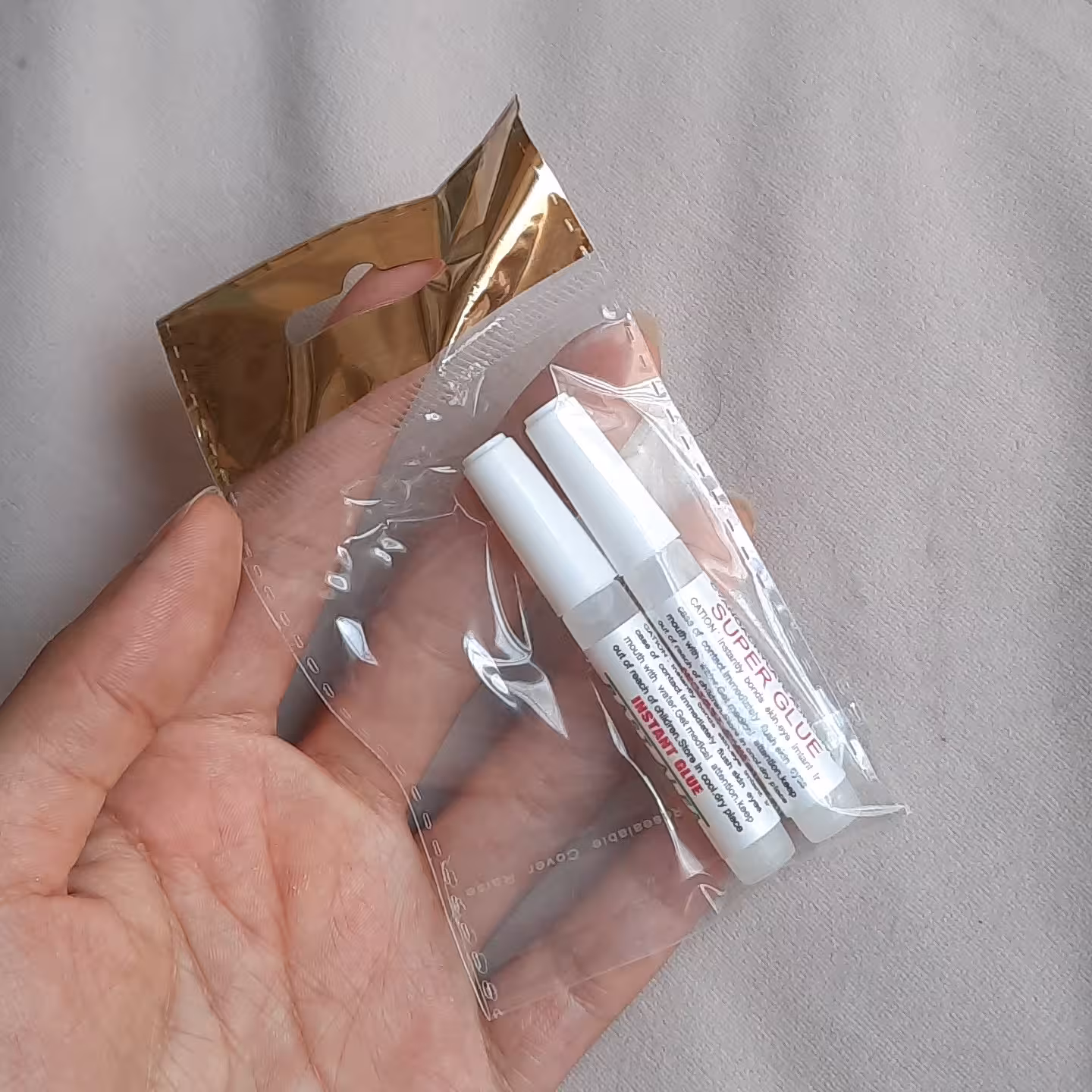 چسب قطره ای