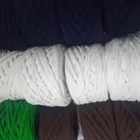 یک پک 2کیلوی نخ تریکو میهن