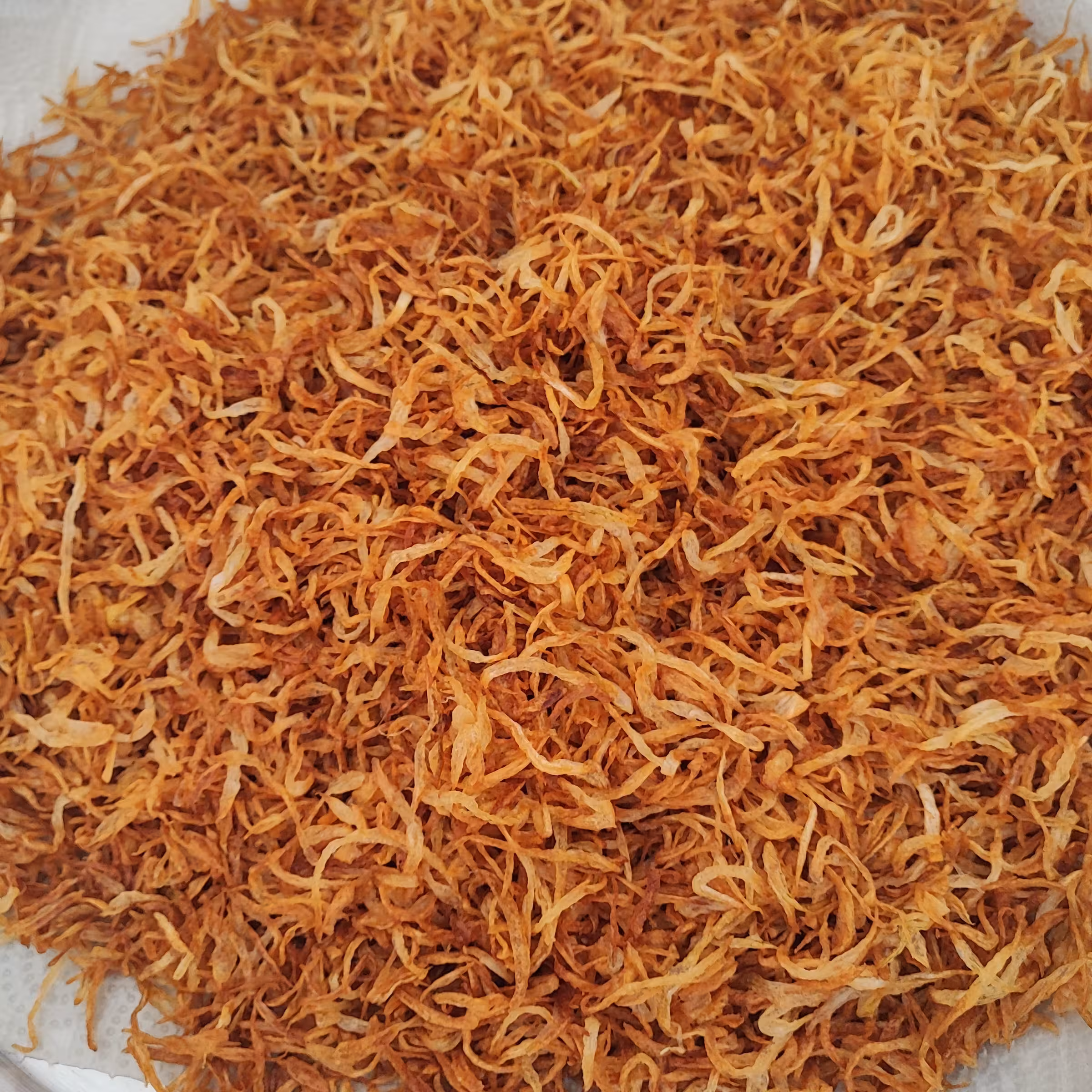 پیاز داغ کیلویی کاملا سرخ شده