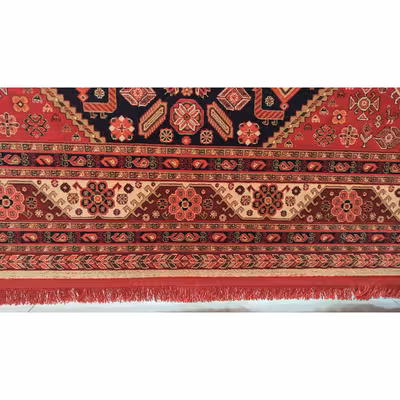 فرش ماشینی زمرد مشهد مدل کهنه نما زمینه لاکی