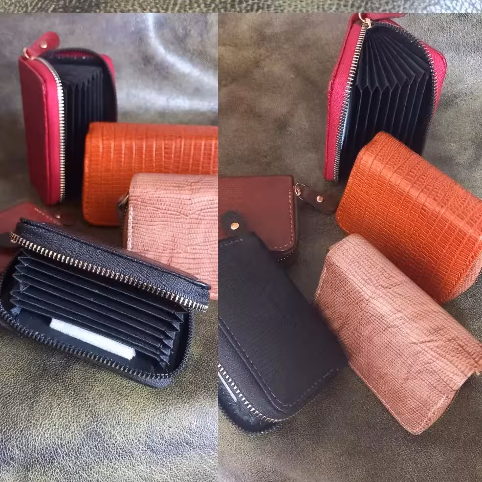 جاکارتی اکاردئونی چرم گاوی 