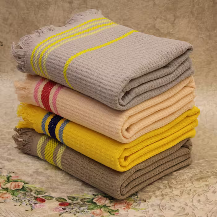 حوله استخری آشنا مدل پارچه ای سایز 140x80 سانتی متر