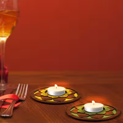 شمعدان مدل گل نیلوفر طرح گل سرخ مجموعه 2 عددی