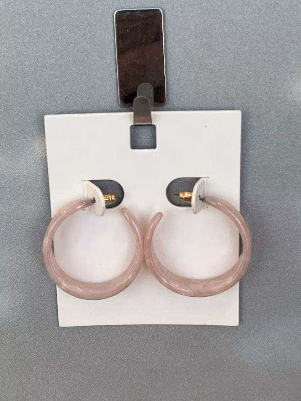 گوشواره حلقه ای مرمری صورتی