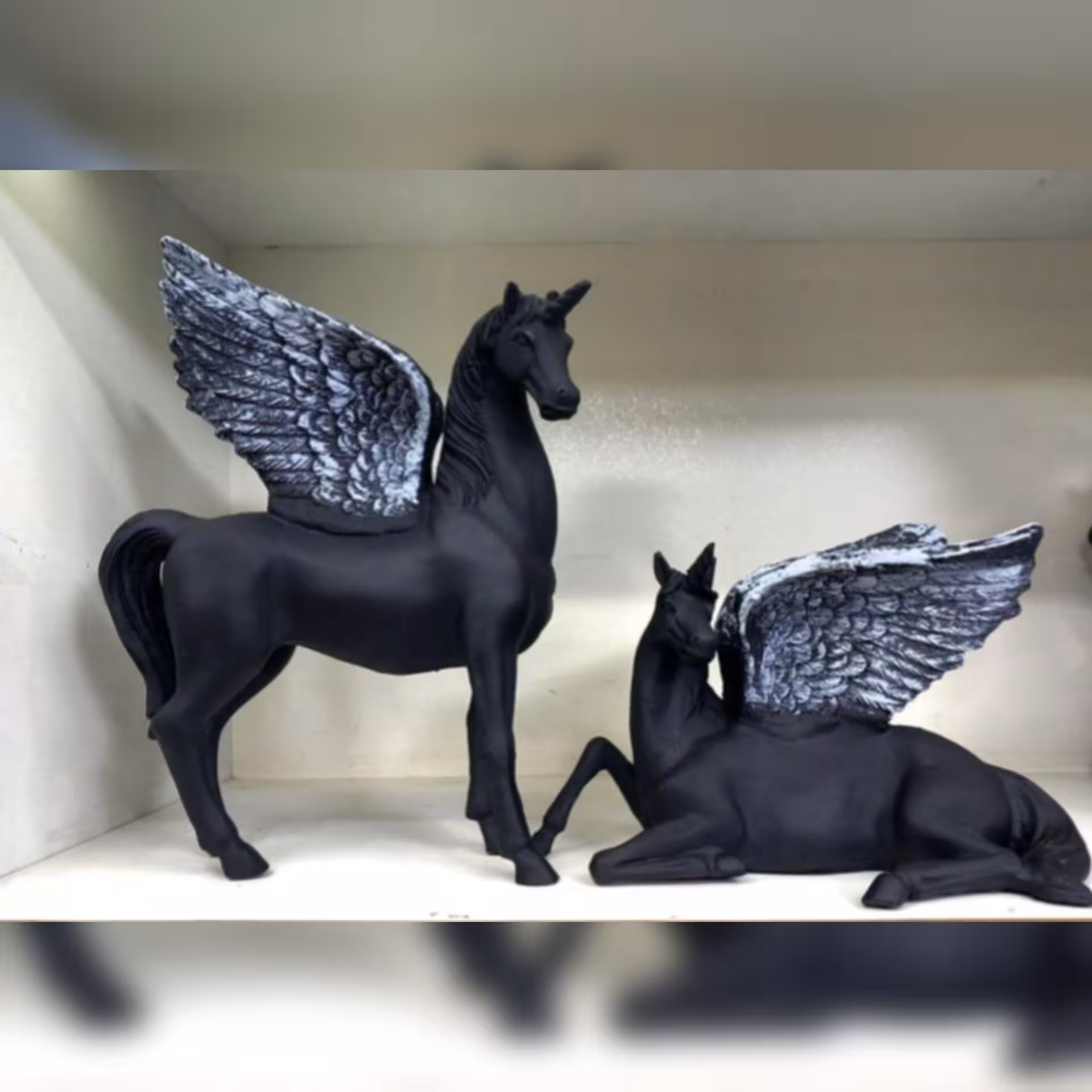 ست اسب بالدار