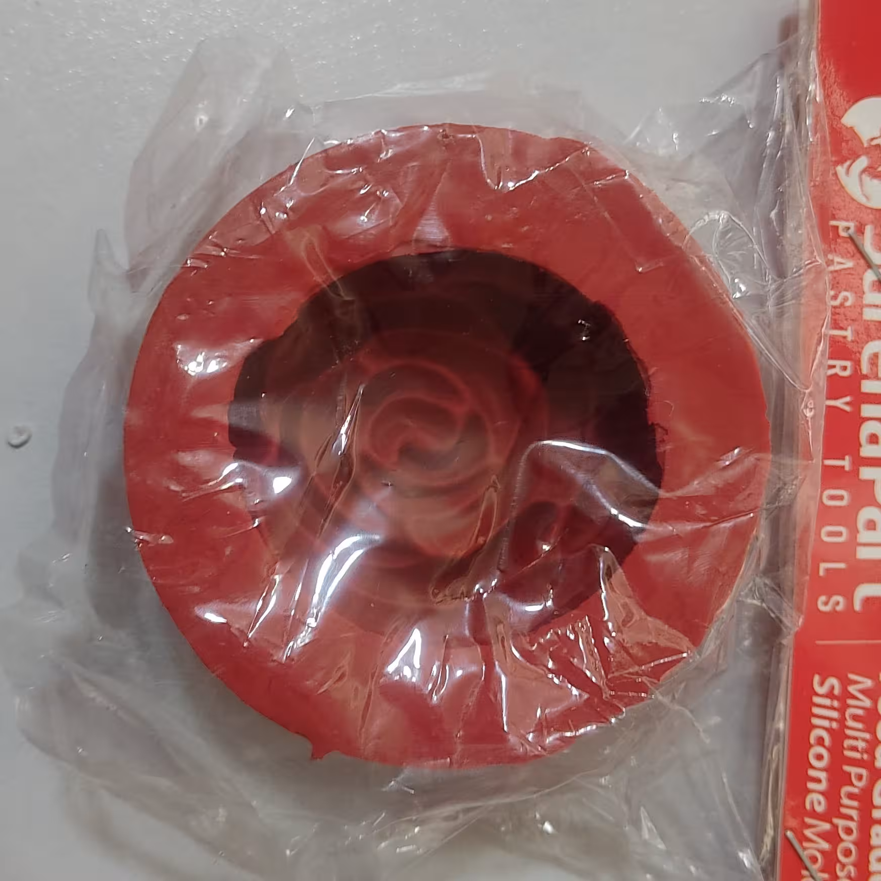 مولد گل رز  عمیق قطر7خروجی گل حدود 5 سانت  و ارتفاع حدود 2ونیم تا 3سانت مولد صابون مولد حلوا ژله و مولد شمع گل رز ا