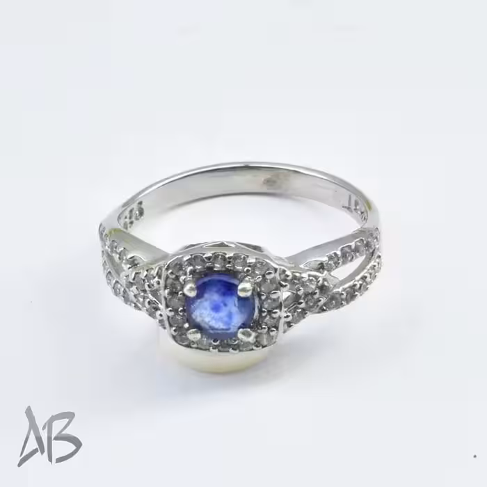 انگشتر نقره زنانه اصل رکاب زیبا نگین یاقوت کبود برلیان کات آقابزرگ کد 658