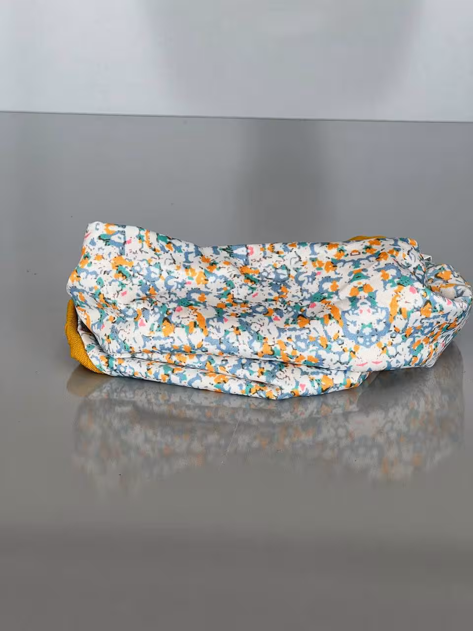 اسکارف سر و گردن بهار طلایی (دورو)