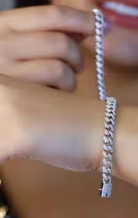 💍دستبند جواهری کارتیر لاکچری خاص و زیبا ، نقره عیار 925 (D_7149)