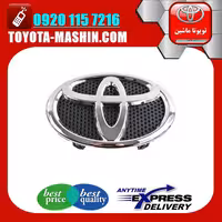 آرم جلو پنجره اصلی تویوتا راوفور مدل 2016-2017 برند شرکتی تویوتا جنیون