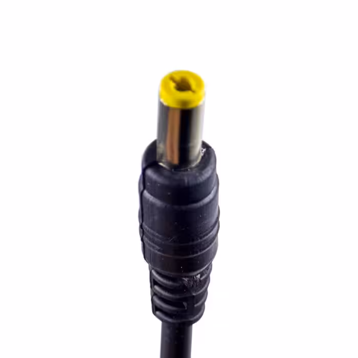 آداپتور 12 ولت 2 آمپر دی ای پی مدل dk1203_shenzhen