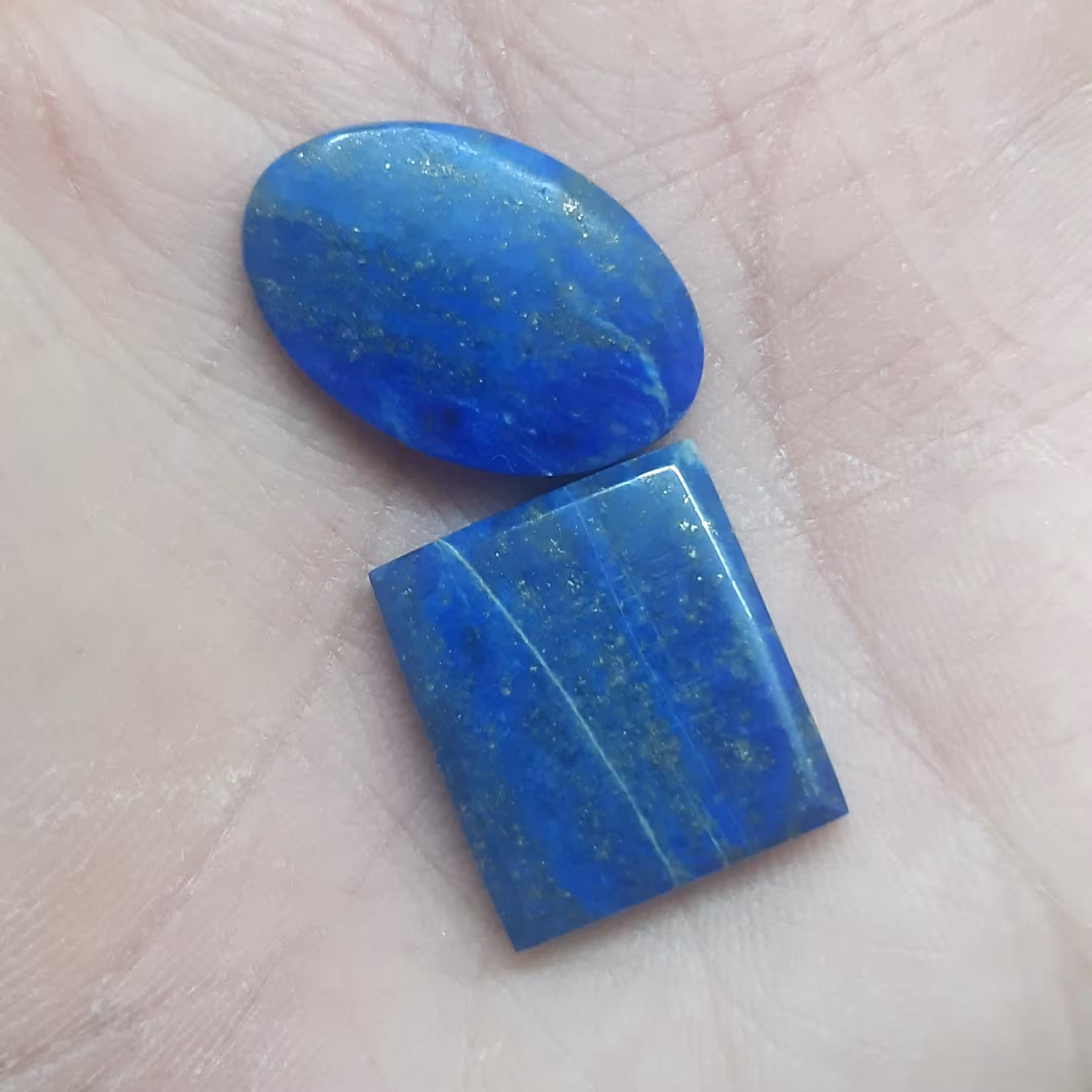 نگین لاجورد