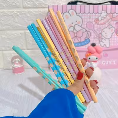 مداد مشکی جا انگشت دار