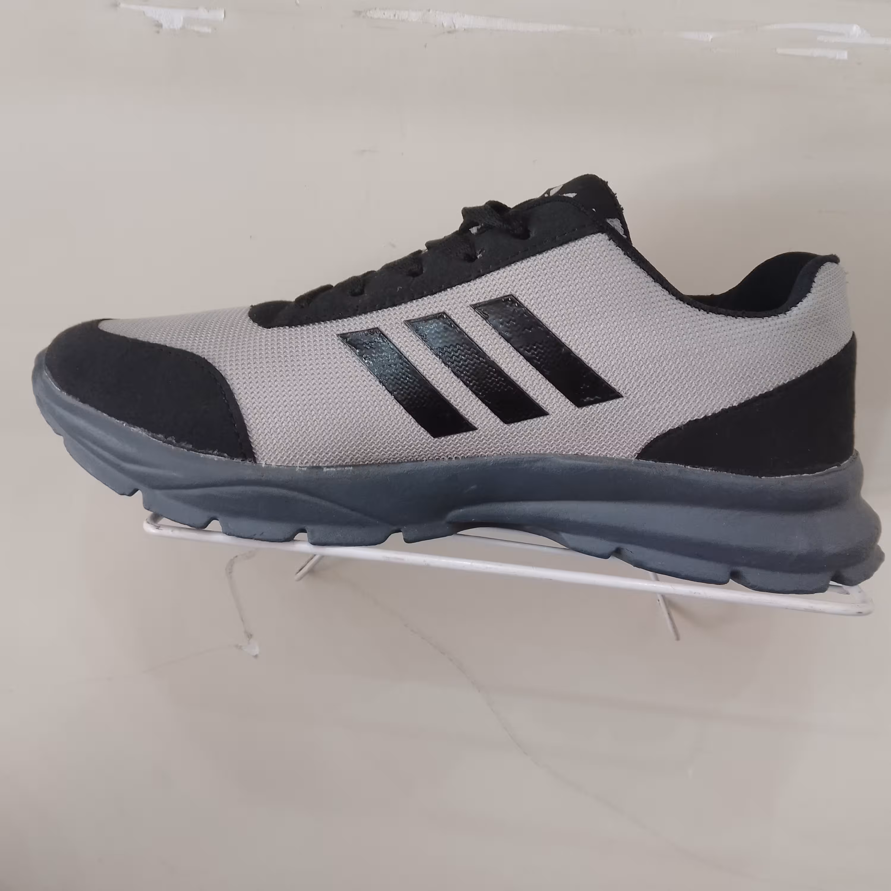 کفش اسپرت مردانه مدل ادیداس سه خط