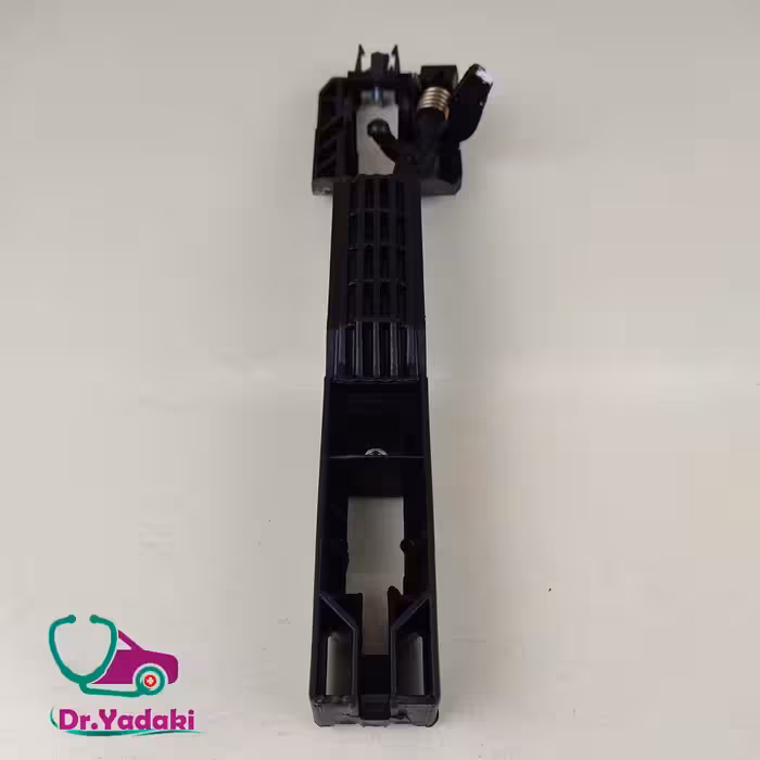 براکت داخلی دستگیره دنا جلو راست (سمت شاگرد) شرکتی ایساکو اصل 1816901199