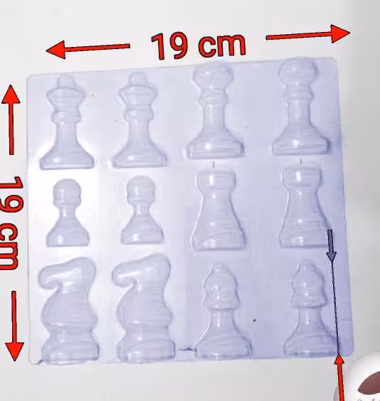 طلق شکلات مهره های شطرنج