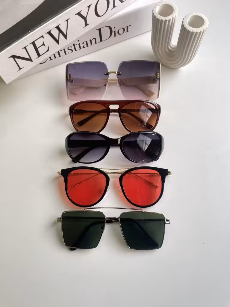 پك 5 تايي عينك برند زنانه ومردانه يووي 400 فقط 599 تومان