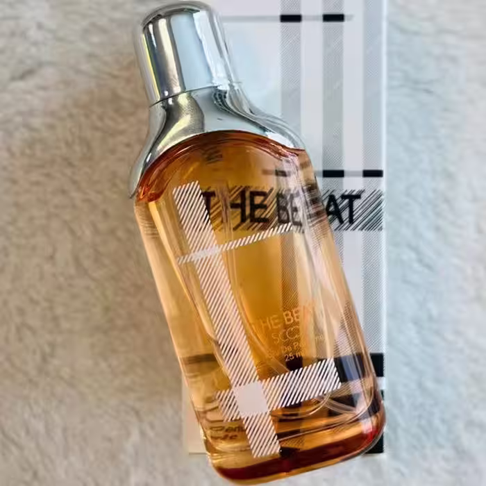 ادکلن باربری دبیت زنانه 25 میل اسکوپ THE BEAT SCOOP Perfume